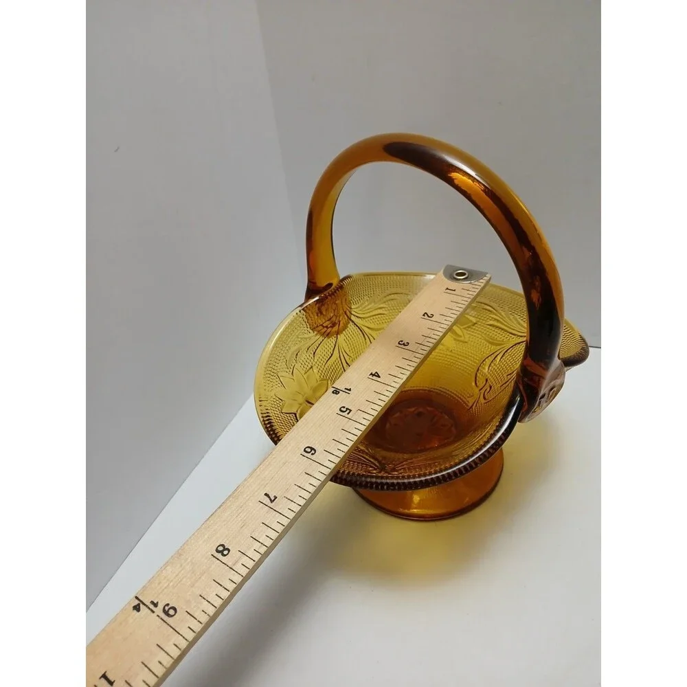 ​Tiara‎ Glass Amber Basket w/ Handle Rounded Rim JD Mark Vtg